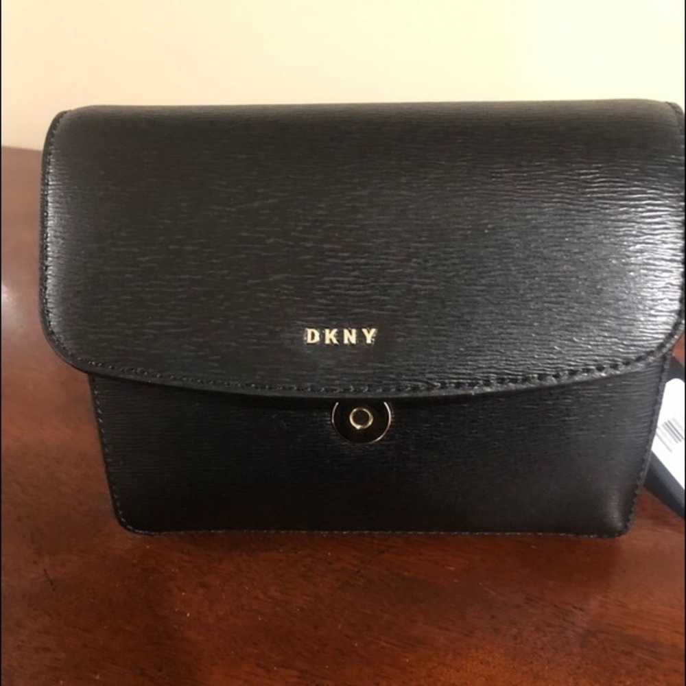 DKNY FANNY PACK